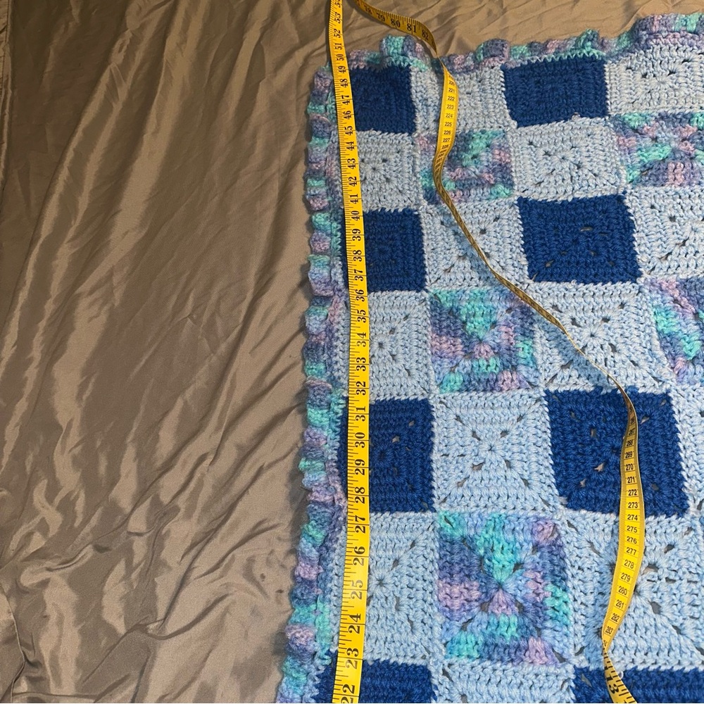 Granny Square Afghan Crochet Knit Throw Blanket Blue 50 X 59 Winter Comfy Warm - Picture 3 of 10